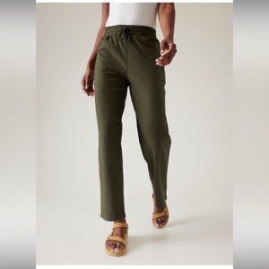NWT Farallon Athleta Pant in Green